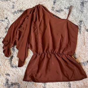 Sweet Rain One-Sleeved Blouse